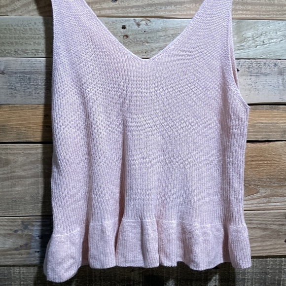 ANOUND Double V-Neck Ribbed Crop Tank Top.  B - Picture 3 of 7